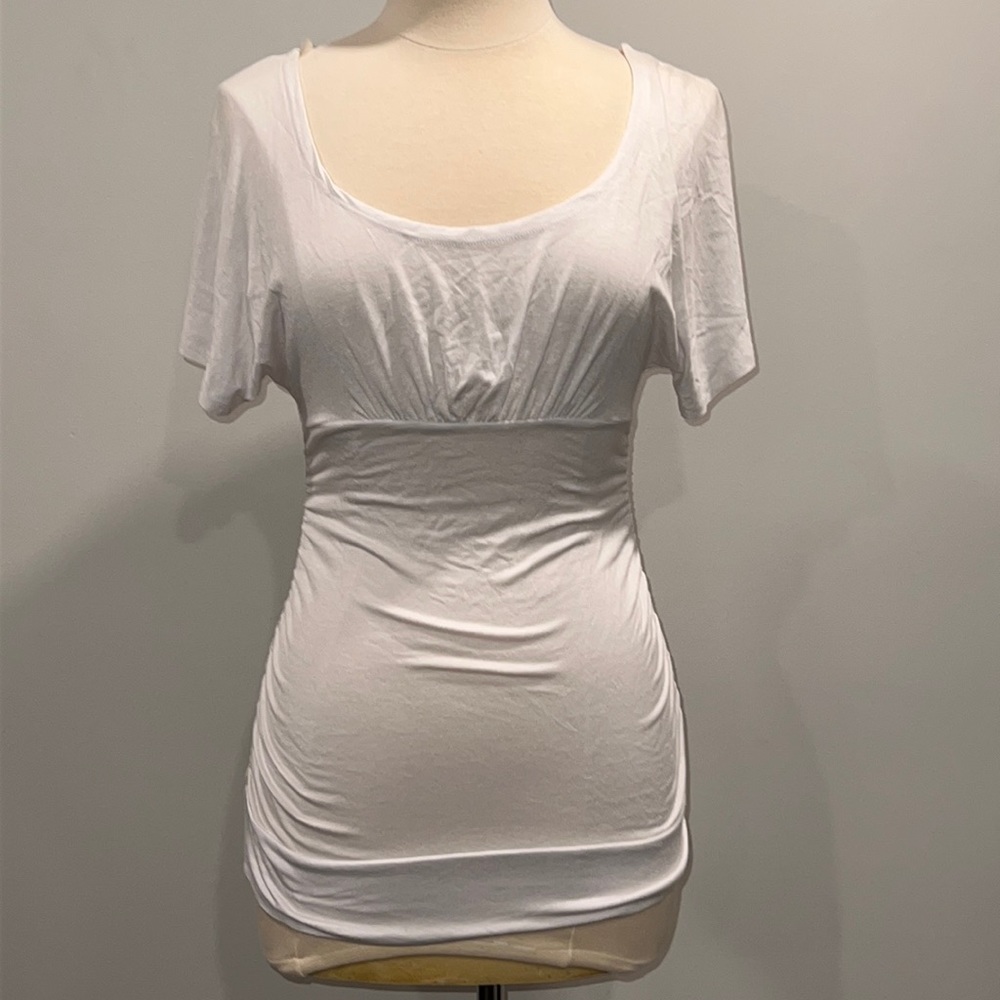 2b Bebe top in white, size medium